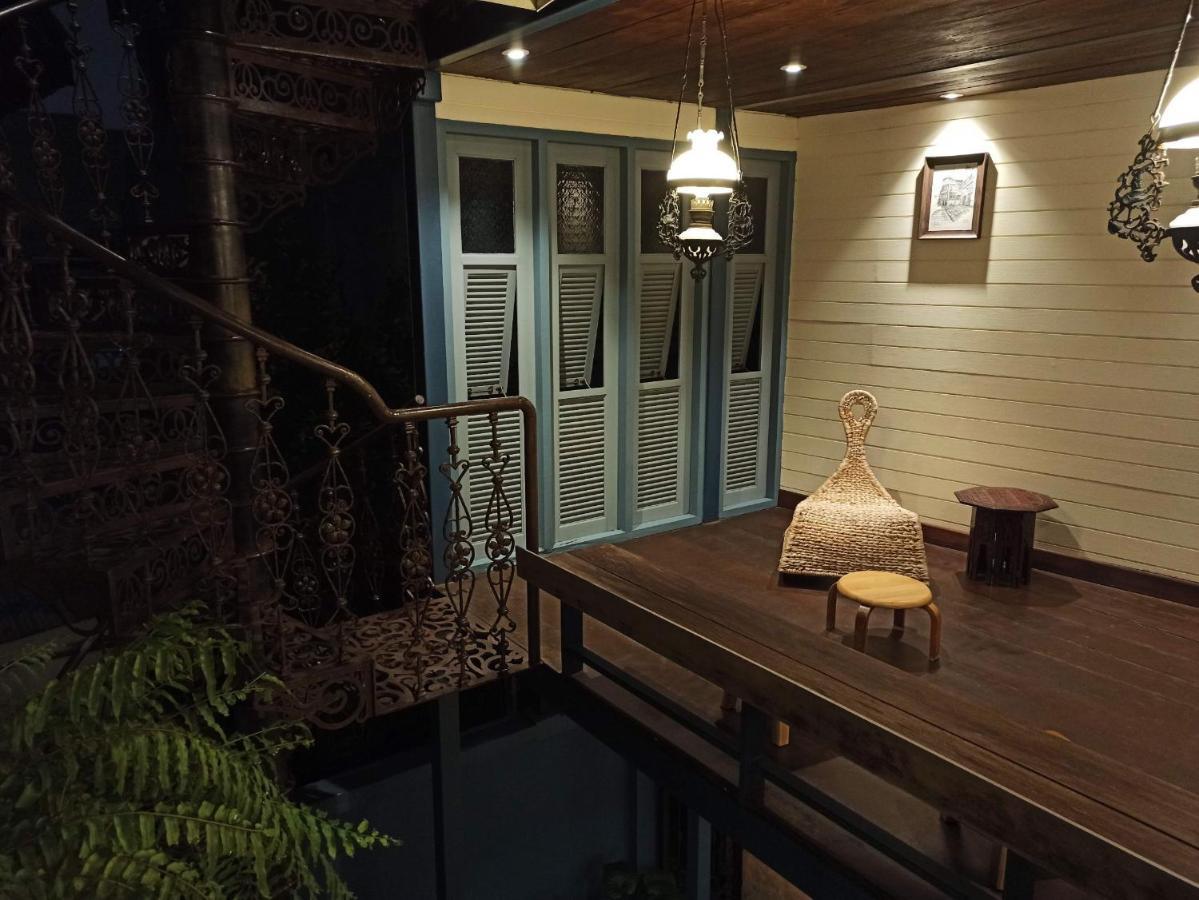 Bed and Breakfast Priya Boutique House Бангкок Экстерьер фото