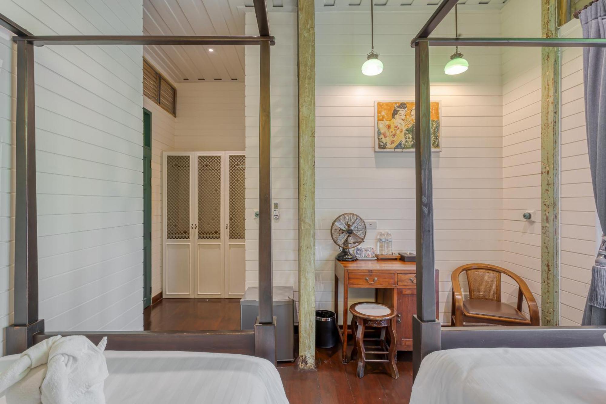 Bed and Breakfast Priya Boutique House Бангкок Экстерьер фото