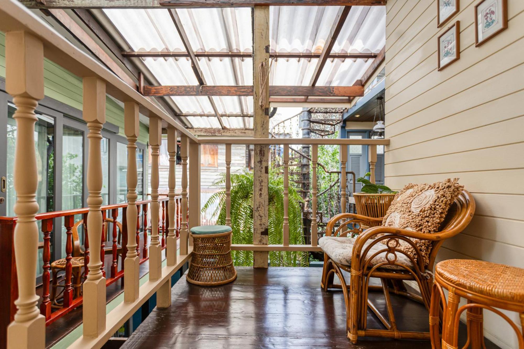 Bed and Breakfast Priya Boutique House Бангкок Экстерьер фото